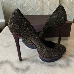 B Brian Atwood Fontanne platform pump
